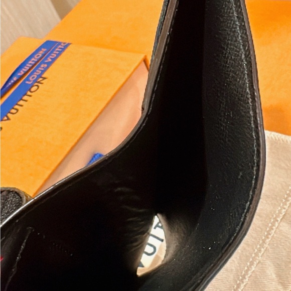 💯% Authentic Louis Vuitton Juliette Wallet✨ - Picture 12 of 15